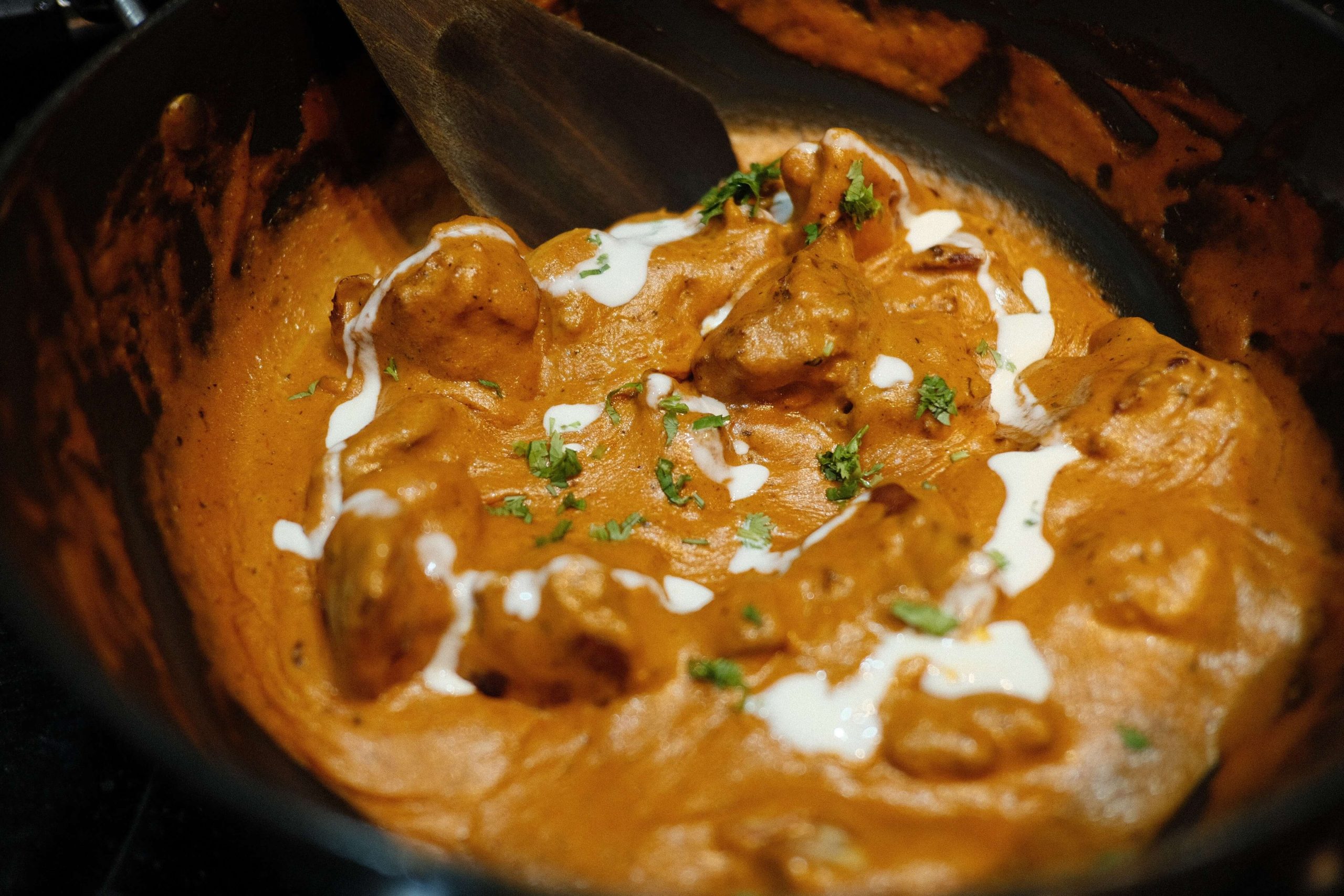 What To Eat With Butter Chicken?